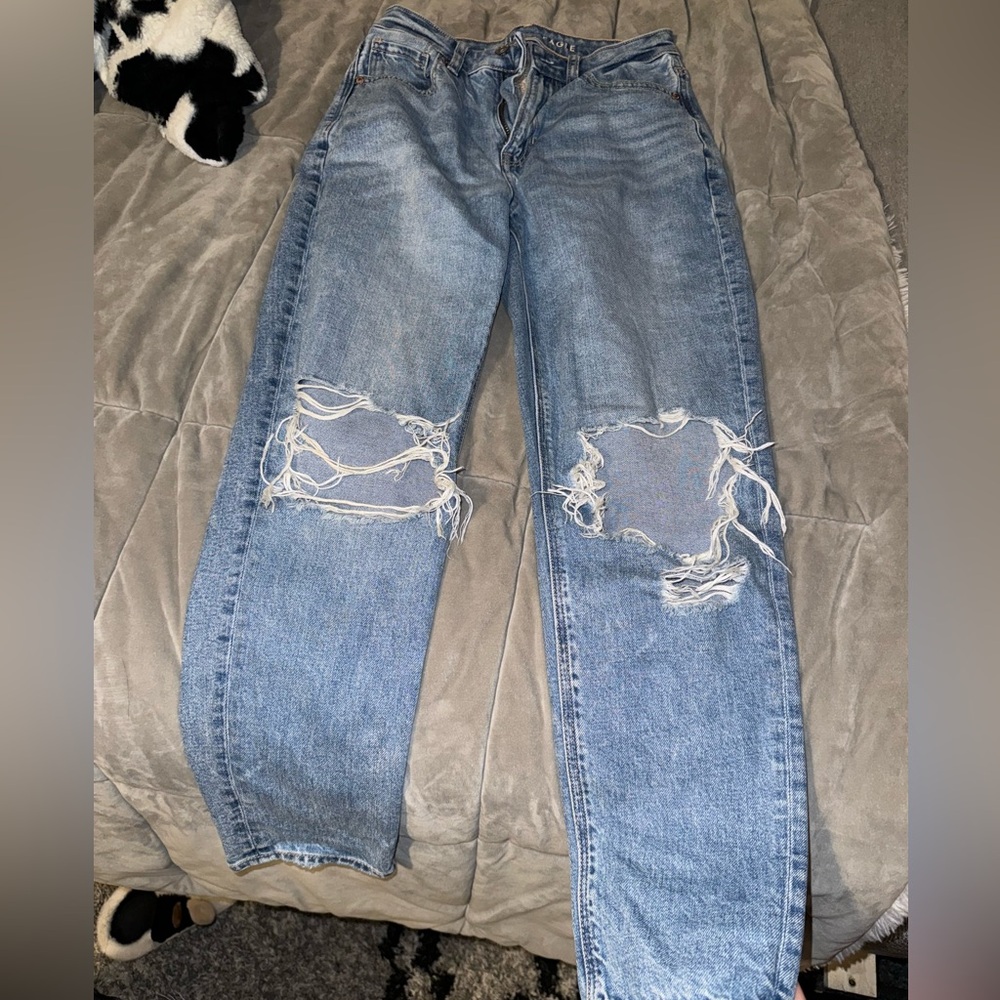 Straight/ Baggy American eagle jeans